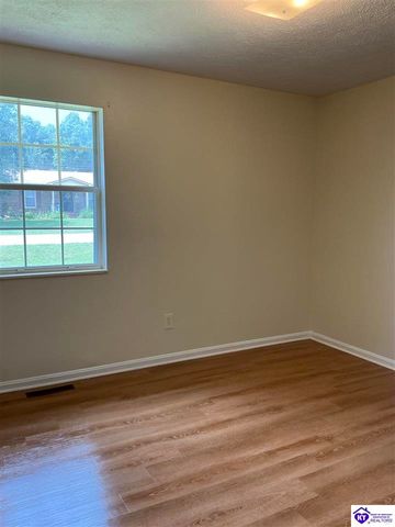 2604 Northern Road, Radcliff, KY 40160