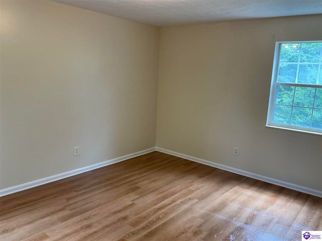 2604 Northern Road, Radcliff, KY 40160