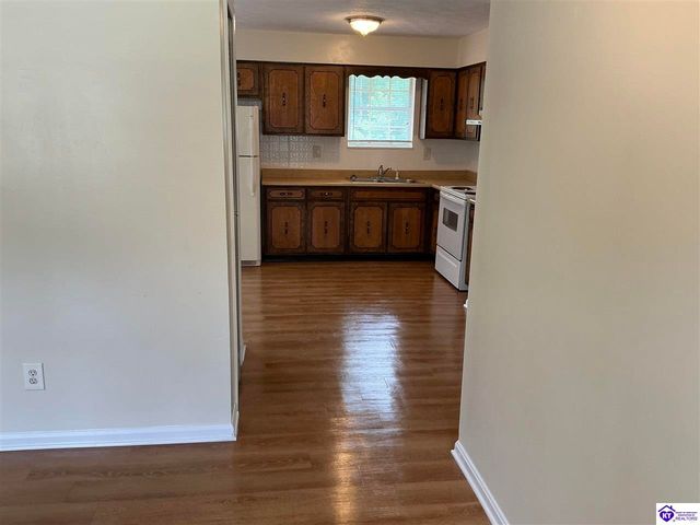 2604 Northern Road, Radcliff, KY 40160