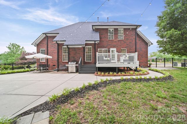 2820 Monterrey Lane 103, Monroe, NC 28110