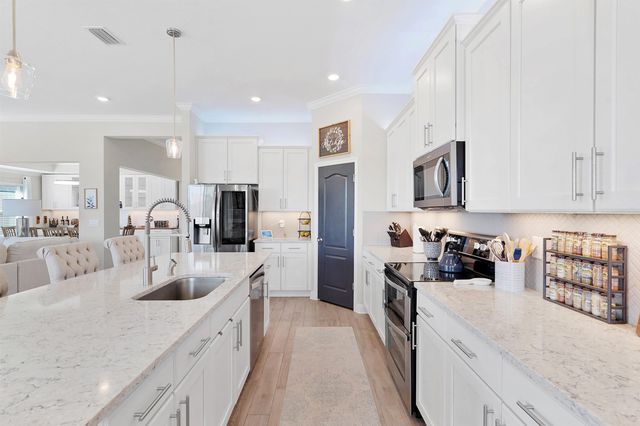 84 Pyrite Pl, St Augustine, FL 32086