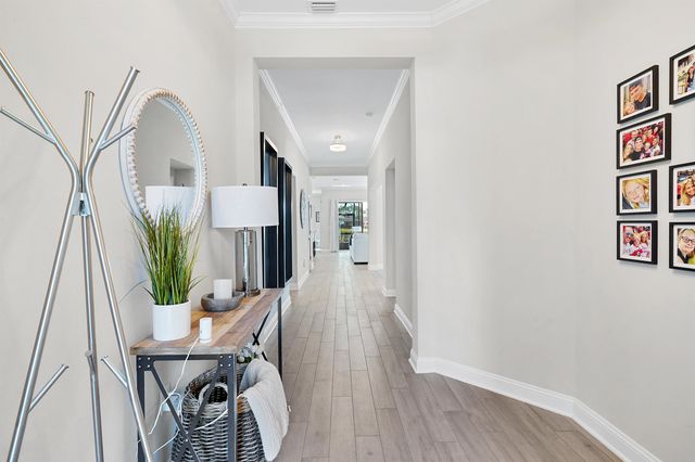 84 Pyrite Pl, St Augustine, FL 32086