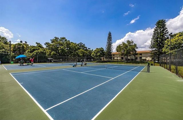 4215 LA DEGA COURT, Tampa, FL 33611