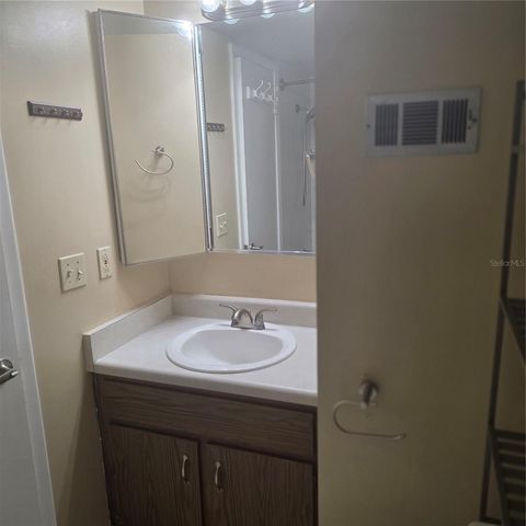 4215 LA DEGA COURT, Tampa, FL 33611