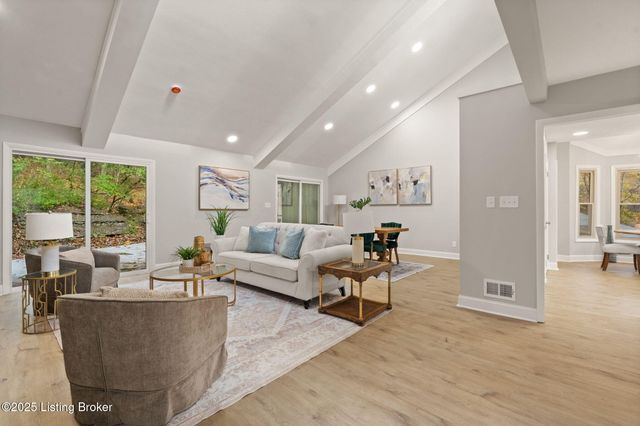 3703 Trail Ridge Rd, Louisville, KY 40241