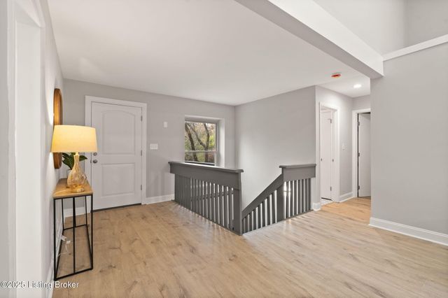 3703 Trail Ridge Rd, Louisville, KY 40241