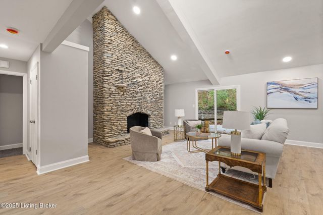 3703 Trail Ridge Rd, Louisville, KY 40241