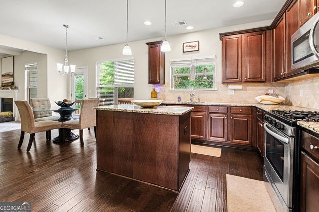 1758 Misselthrush Lane, Mcdonough, GA 30253