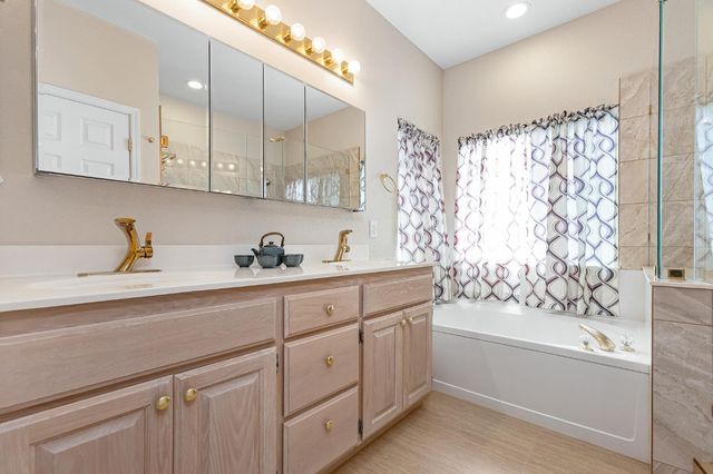 2926 Aquamarine Cir, Rescue, CA 95672