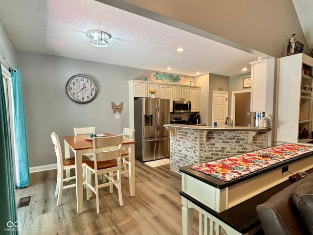 12380 N Markland Drive, Mooresville, IN 46158