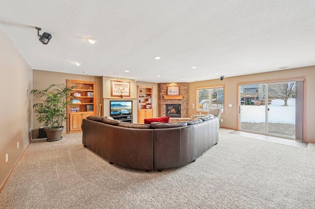 13087 Quail Creek Drive NE, Blaine, MN 55449