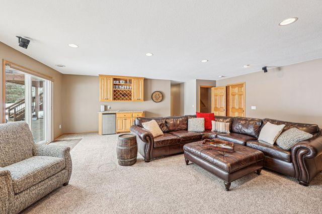 13087 Quail Creek Drive NE, Blaine, MN 55449