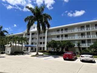 2621 Village Blvd 205, West Palm Beach, FL 33409