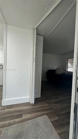 601 NE 4th Ct 7B, Hallandale Beach, FL 33009