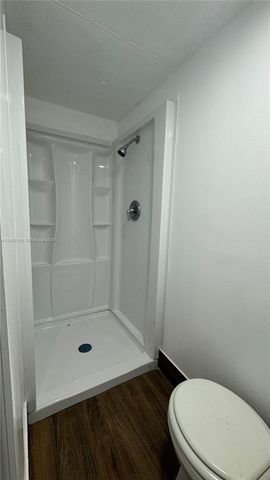 601 NE 4th Ct 7B, Hallandale Beach, FL 33009