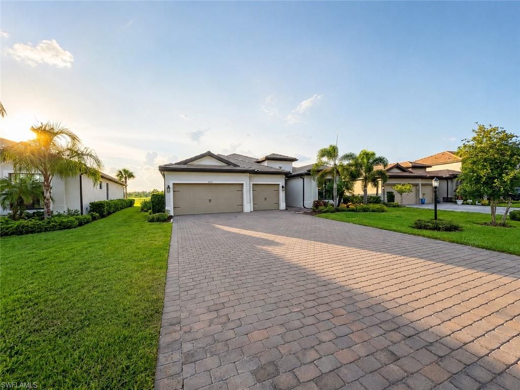 20945 Napa LOOP, ESTERO, FL 33928 — exterior