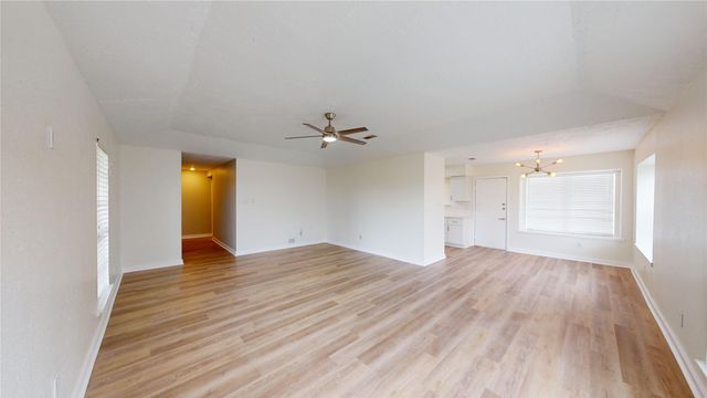 3225 Poteet Drive, Mesquite, TX 75150