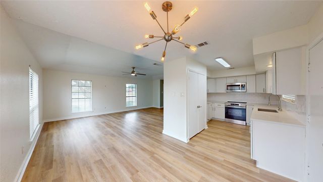 3225 Poteet Drive, Mesquite, TX 75150