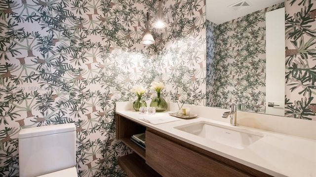 350 Ocean Dr 1006N, Key Biscayne, FL 33149