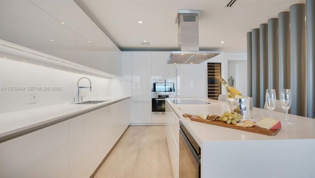 350 Ocean Dr 1006N, Key Biscayne, FL 33149