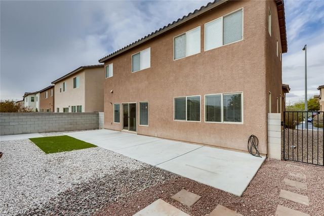5428 Emerald Basin Street, North Las Vegas, NV 89031