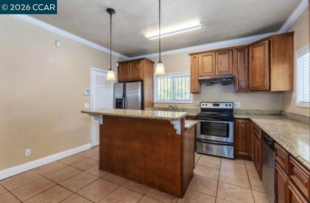 1957 1957 69th, Oakland, CA 94621
