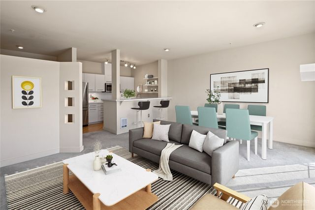 700 E Denny Way #PH3, Seattle, WA 98122