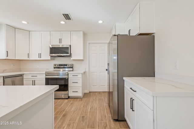 1022 S ALLEN Street, Mesa, AZ 85204