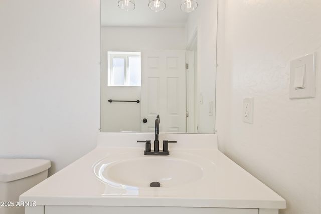 1022 S ALLEN Street, Mesa, AZ 85204