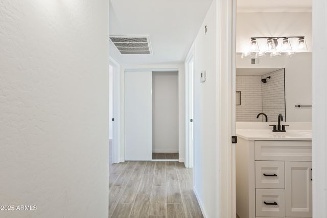 1022 S ALLEN Street, Mesa, AZ 85204