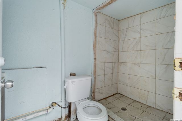 136 Allsup, San Antonio, TX 78237