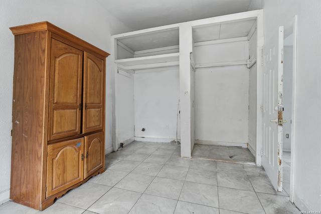 136 Allsup, San Antonio, TX 78237