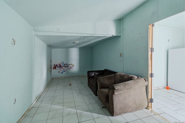 136 Allsup, San Antonio, TX 78237