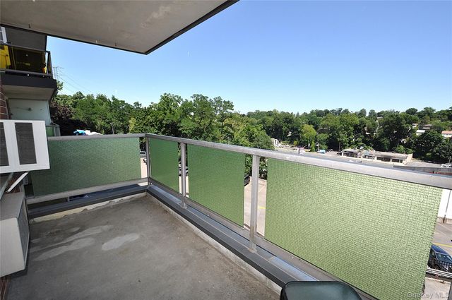 1853 Central Park Avenue 3F, Yonkers, NY 10710
