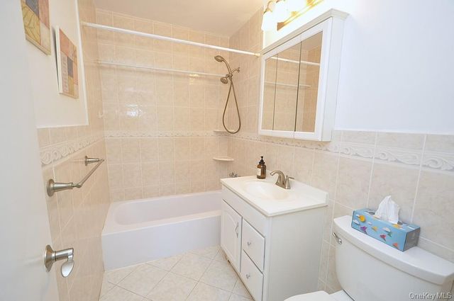 1853 Central Park Avenue 3F, Yonkers, NY 10710