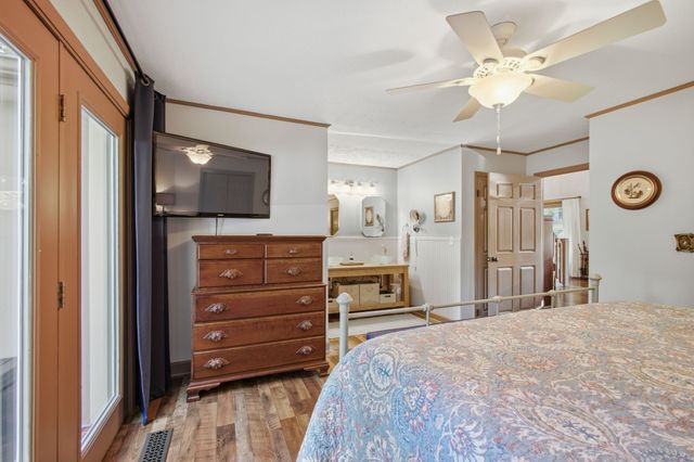 8941 Cherokee Trl, Crossville, TN 38572