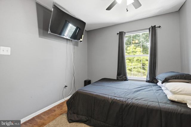 8145 SHOAL CREEK DR, Laurel, MD 20724