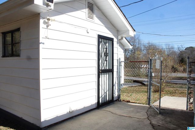 6037 POCAHONTAS ROAD, Bessemer, AL 35022