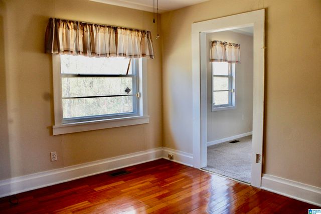 6037 POCAHONTAS ROAD, Bessemer, AL 35022