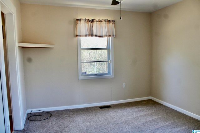 6037 POCAHONTAS ROAD, Bessemer, AL 35022