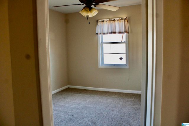 6037 POCAHONTAS ROAD, Bessemer, AL 35022