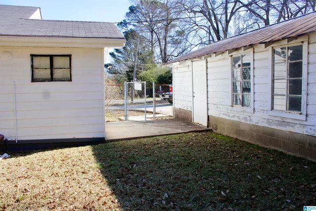 6037 POCAHONTAS ROAD, Bessemer, AL 35022