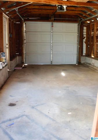 6037 POCAHONTAS ROAD, Bessemer, AL 35022