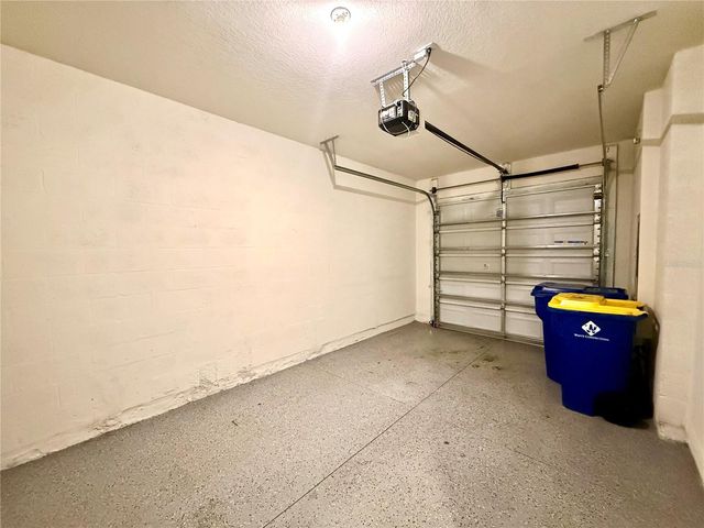 32794 PEZ LANDING LANE, Wesley Chapel, FL 33543