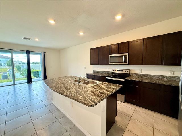 32794 PEZ LANDING LANE, Wesley Chapel, FL 33543