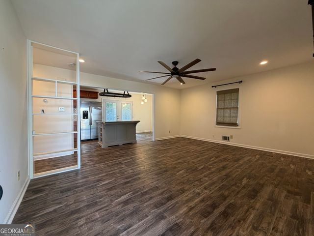 1 Alpine Drive, Newnan, GA 30263