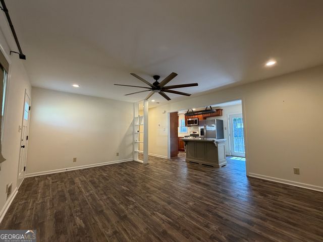 1 Alpine Drive, Newnan, GA 30263