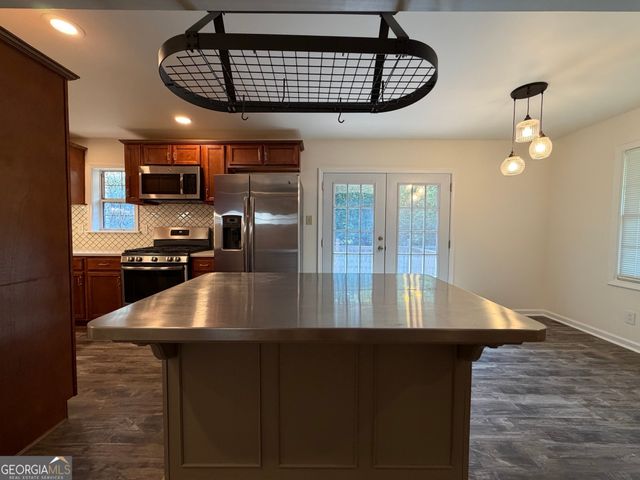 1 Alpine Drive, Newnan, GA 30263