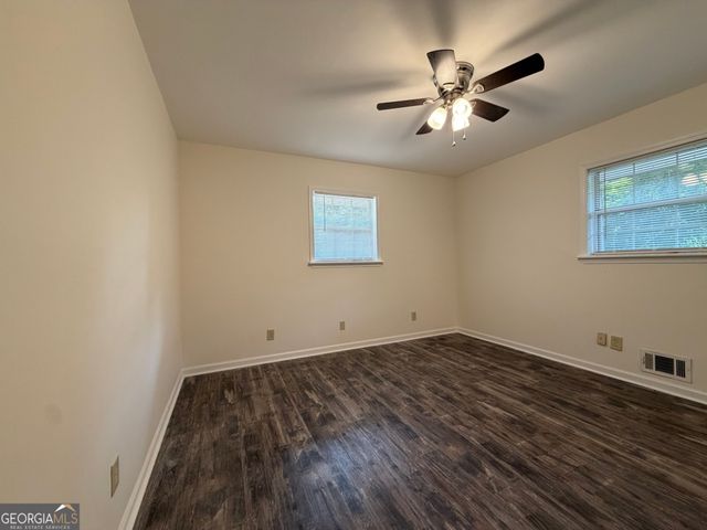 1 Alpine Drive, Newnan, GA 30263