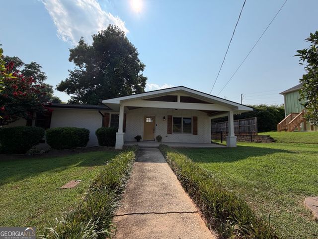 1 Alpine Drive, Newnan, GA 30263